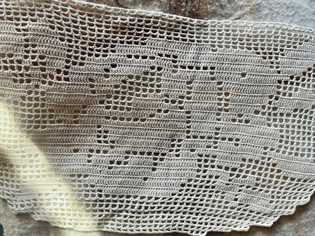 Cream Crochet Half-Oval Dresser Scarf | Victorian Style Lace Mantel Runner